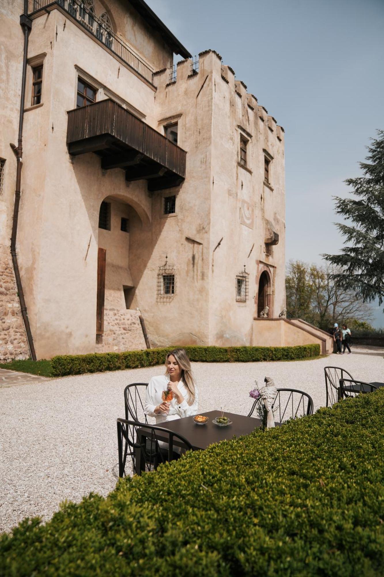 Schloss Freudenstein Eppan an der Weinstraße Eksteriør billede